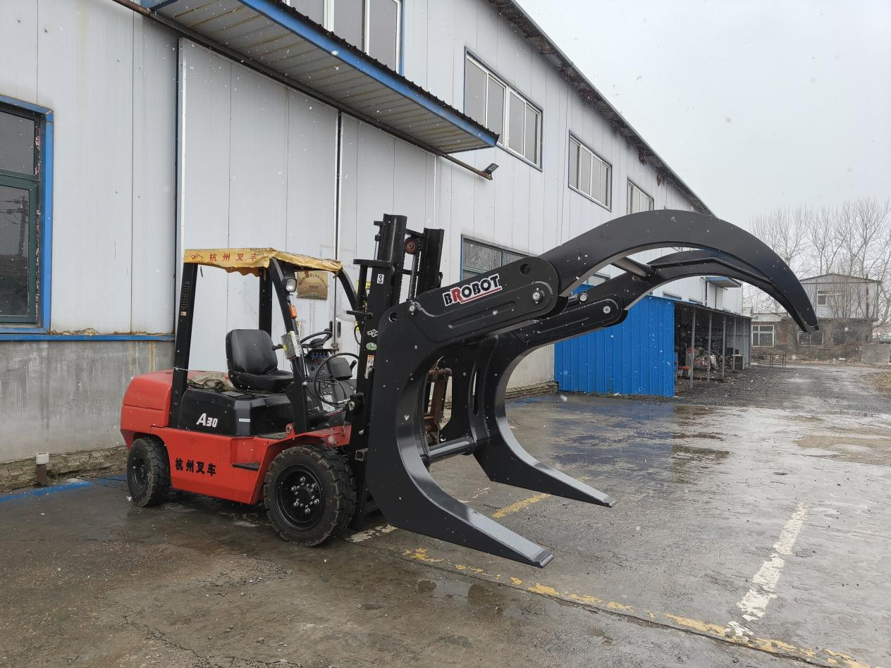 BROBOT Celebrates Successful Completion and Shipment of Latest Grapples and Telescopic Crane Arms-1